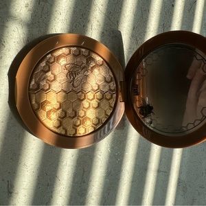 Melt bronzing blush
